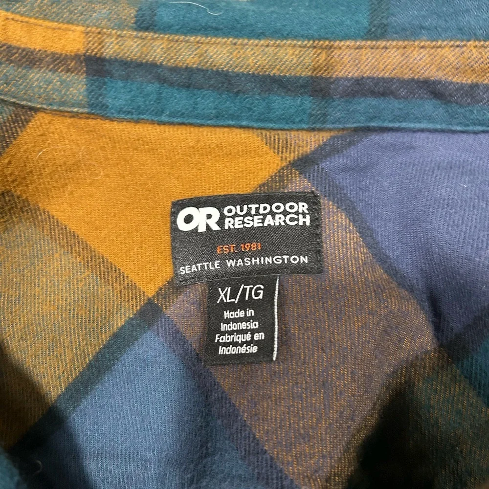 Outdoor Research Standpoint Flannel Shirt Womens XL Plaid Pocket Gorpcore - Picture 3 of 6
